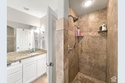 1541 W 975 S, Layton, UT 84041 - Photo 20
