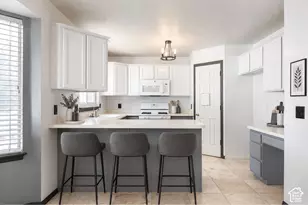 119 Spyglass Dr, Stansbury Park, UT 84074 - Photo 2