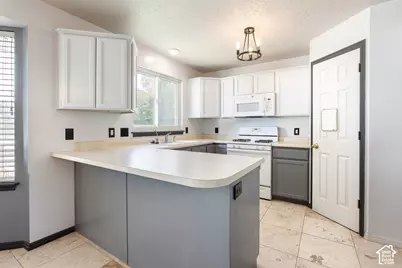 119 Spyglass Dr, Stansbury Park, UT 84074 - Photo 12