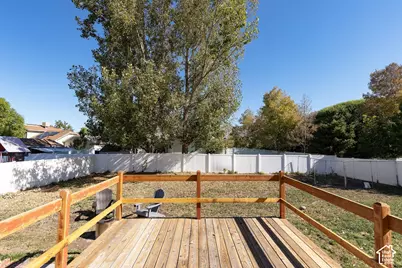 119 Spyglass Dr, Stansbury Park, UT 84074 - Photo 6
