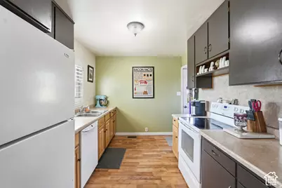 320 N 200 W, Mendon, UT 84325 - Photo 12