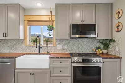 1341 S 8900 E, Huntsville, UT 84317 - Photo 12