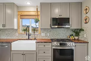 1341 S 8900 E, Huntsville, UT 84317 - Photo 12