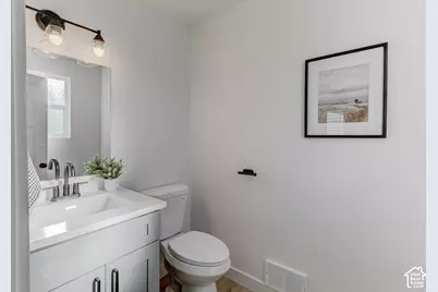 589 N Sir Patrick Dr W, Salt Lake City, UT 84116 - Photo 10