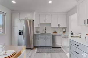 589 N Sir Patrick Dr W, Salt Lake City, UT 84116 - Photo 6