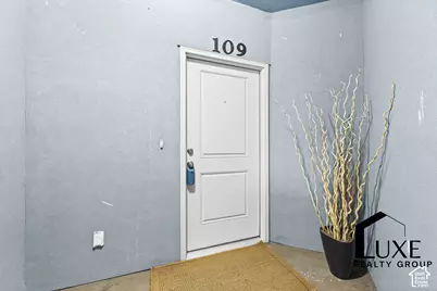 10398 S Clarks Hill Dr #109, South Jordan, UT 84009 - Photo 2