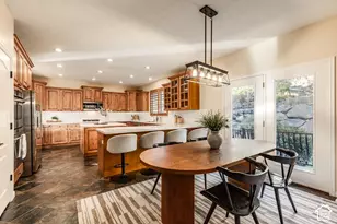 2142 W Whisper Wood Dr N, Lehi, UT 84043 - Photo 2