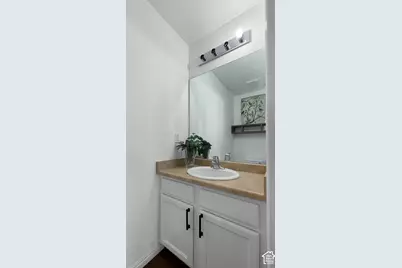 13498 S Leaf Wing Ln, Riverton, UT 84096 - Photo 22