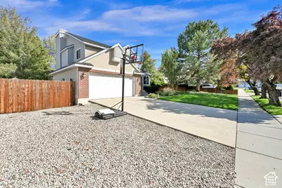 5249 S Carpenter Cv, Taylorsville, UT 84129 - Photo 6