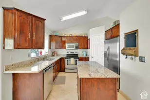 5249 S Carpenter Cove, Taylorsville, UT 84129 - Photo 10