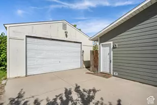 4024 W 6200 S, Kearns, UT 84118 - Photo 26