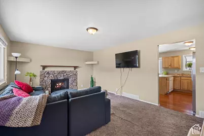 4024 W 6200 S, Kearns, UT 84118 - Photo 6