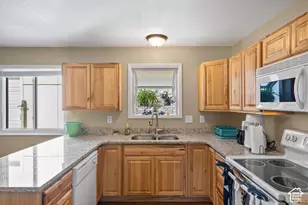 4024 W 6200 S, Kearns, UT 84118 - Photo 8