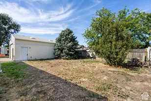 4024 W 6200 S, Kearns, UT 84118 - Photo 24