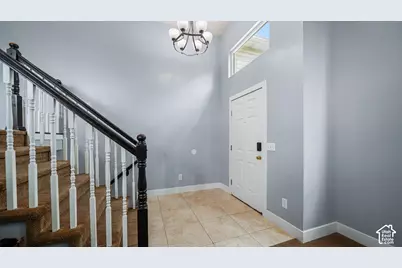 2096 S 1600 W, Woods Cross, UT 84087 - Photo 2