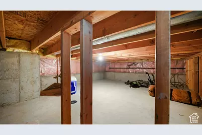 2096 S 1600 W, Woods Cross, UT 84087 - Photo 18
