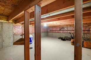 2096 S 1600 W, Woods Cross, UT 84087 - Photo 18