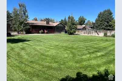 7555 S Michelle Way, Cottonwood Heights, UT 84093 - Photo 44