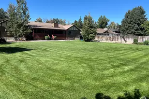 7555 S Michelle Way, Cottonwood Heights, UT 84093 - Photo 44