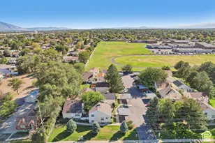 4115 S Eastern Park Ln, West Valley, UT 84119 - Photo 40