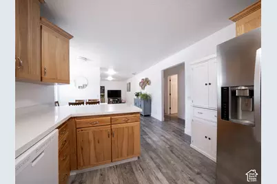 414 E 500 S #A-B, American Fork, UT 84003 - Photo 8