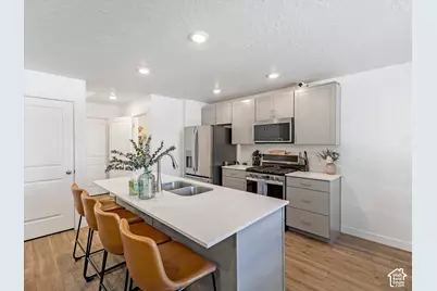 344 N Starboard Ln, Saratoga Springs, UT 84045 - Photo 8