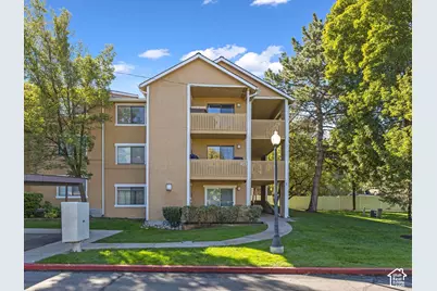 1276 E Ridge Meadow Ln #7T, Cottonwood Heights, UT 84047 - Photo 2