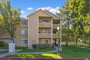 1276 E Rdg Mdw Ln, Cottonwood Heights, UT 84047 - Photo 2
