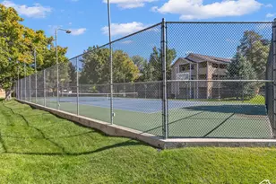 1276 E Rdg Mdw Ln, Cottonwood Heights, UT 84047 - Photo 22