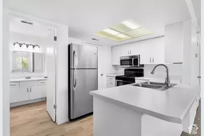 221 E Fort Union Blvd S, Midvale, UT 84047 - Photo 4