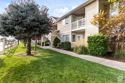 221 E Fort Union Blvd S, Midvale, UT 84047 - Photo 38