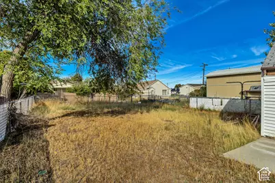 245 N 4th St, Tooele, UT 84074 - Photo 6