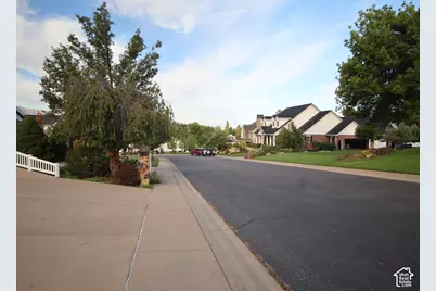 1140 Windsor Dr, River Heights, UT 84321 - Photo 4