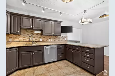 1662 E 1450 S #22E, Ogden, UT 84404 - Photo 6