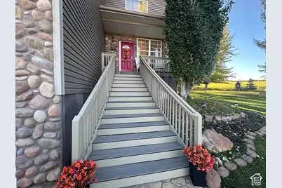2565 S Country Club Dr W, Garden City, UT 84028 - Photo 12