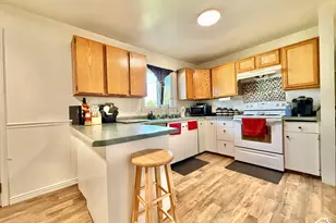 240 W 350 N, Vernal, UT 84078 - Photo 4