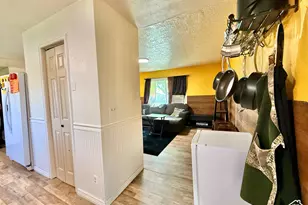 240 W 350 N, Vernal, UT 84078 - Photo 6