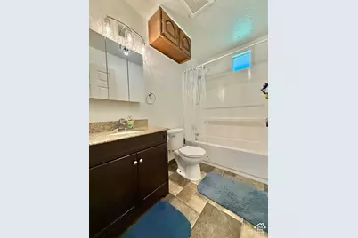 240 W 350 N, Vernal, UT 84078 - Photo 10