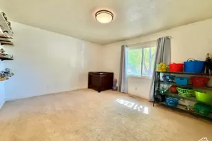 240 W 350 N, Vernal, UT 84078 - Photo 12