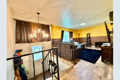 240 W 350 N, Vernal, UT 84078 - Photo 8