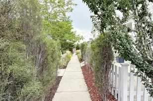 5068 W Bear Trap Dr, South Jordan, UT 84009 - Photo 10
