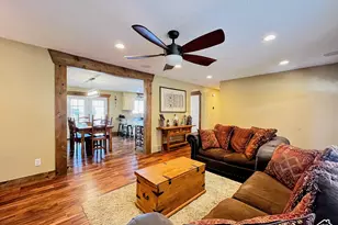 10564 S Weeping Willow Dr, Sandy, UT 84092 - Photo 8