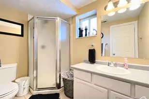 10564 S Weeping Willow Dr, Sandy, UT 84092 - Photo 28