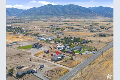2098 N Droubay Rd, Tooele, UT 84074 - Photo 36