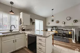 29 E Redwing Ct N, Saratoga Springs, UT 84045 - Photo 12