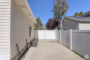 29 E Redwing Ct N, Saratoga Springs, UT 84045 - Photo 32
