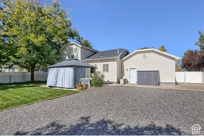29 E Redwing Ct N, Saratoga Springs, UT 84045 - Photo 34