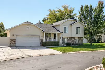 29 E Redwing Ct N, Saratoga Springs, UT 84045 - Photo 2