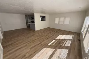 684 W Fleetwood Dr S, Tooele, UT 84074 - Photo 2