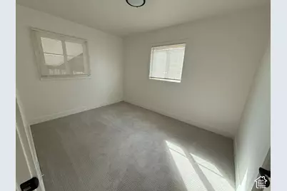 5058 S 550 W, Washington Terrace, UT 84405 - Photo 8
